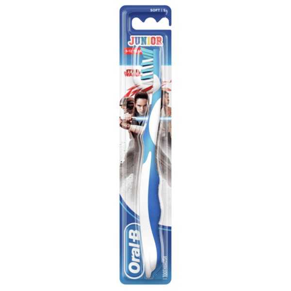ORAL B četkica za zube Junior Star Wars 6-12god 1kom
