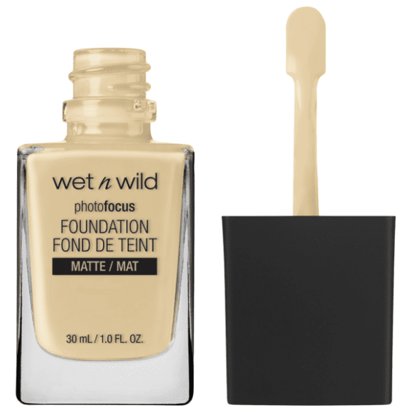 WET N WILD Photo focus tečni puder E365C soft beige 30ml
