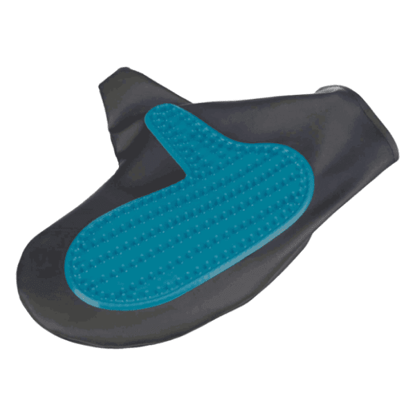 TRIXIE Fur care rubber brush rukavica za negu krzna