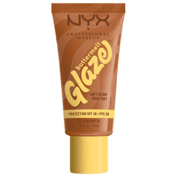 NYX Buttermelt glaze tečni puder 05 chai butta