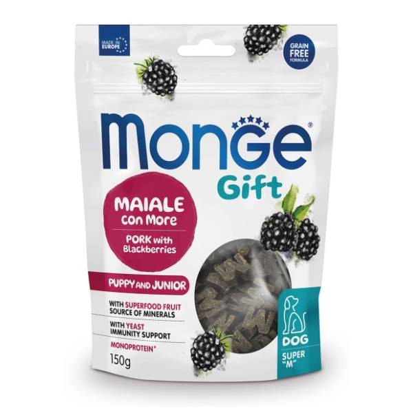 MONGE Gift puppy&junior super M poslastica za pse svinjetina i borovnica 150g