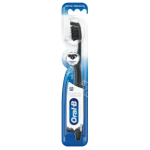 ORAL B 3D white charcoal četkica za zube  1kom
