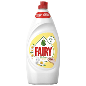 Deterdžent za posuđe FAIRY chamomile & vitamin E 900ml