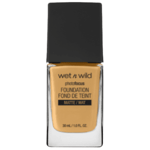 WET N WILD Photo focus tečni puder E371C classic beige 30ml