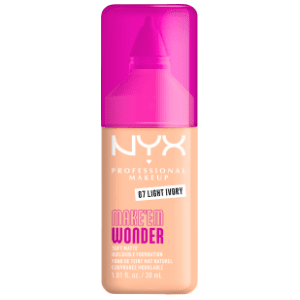 NYX Make em wonder tečni puder 07 light ivory